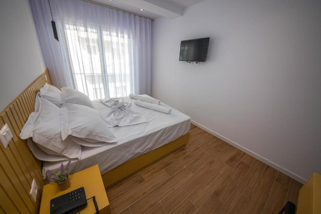 Hesperus Hotel Orikum Eksteriør bilde