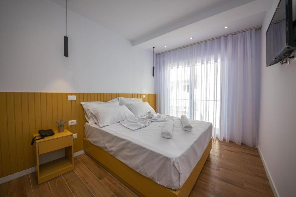 Hesperus Hotel Orikum Eksteriør bilde